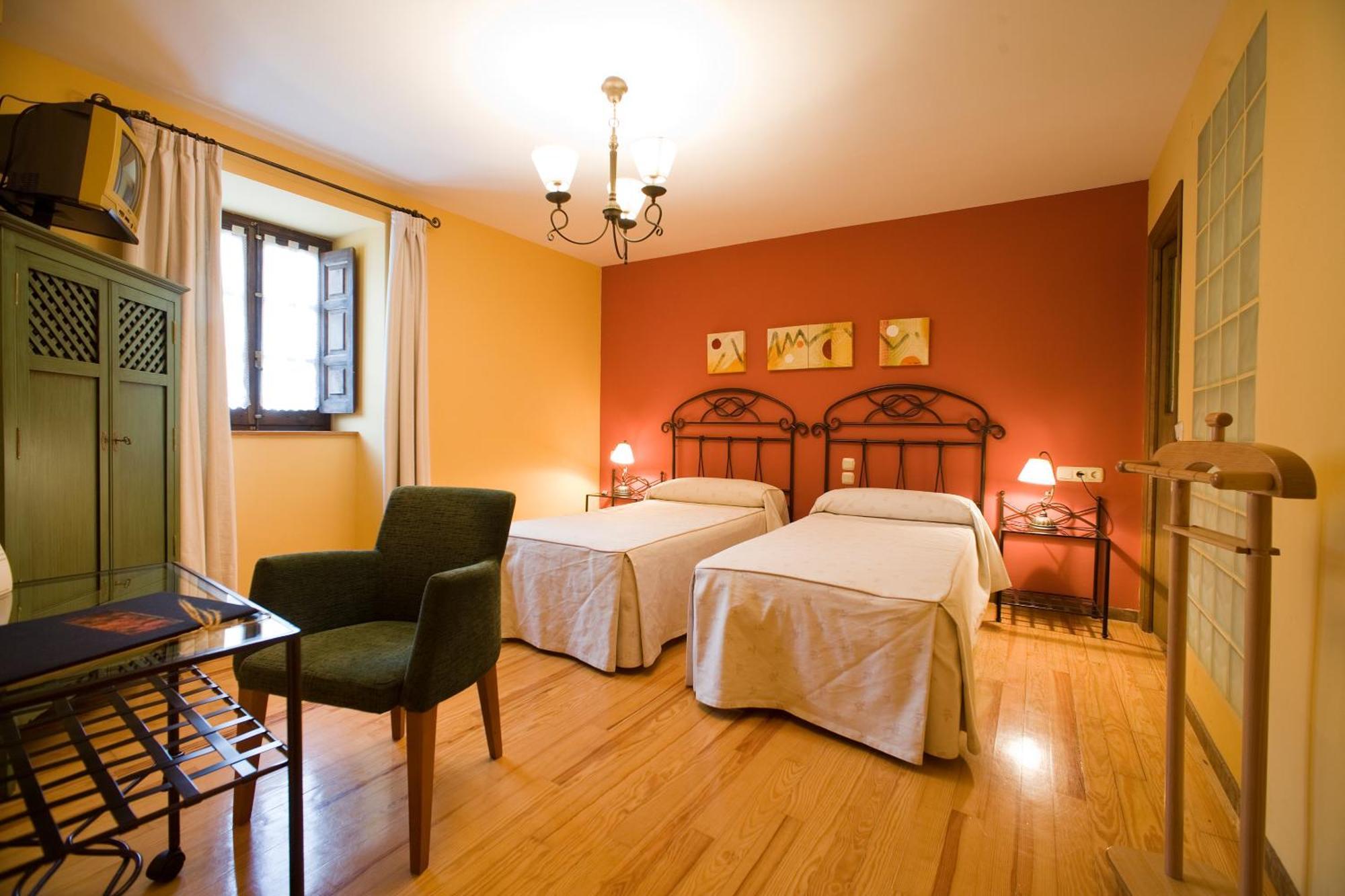 Hotel Rural El Almadiero Burgui 외부 사진