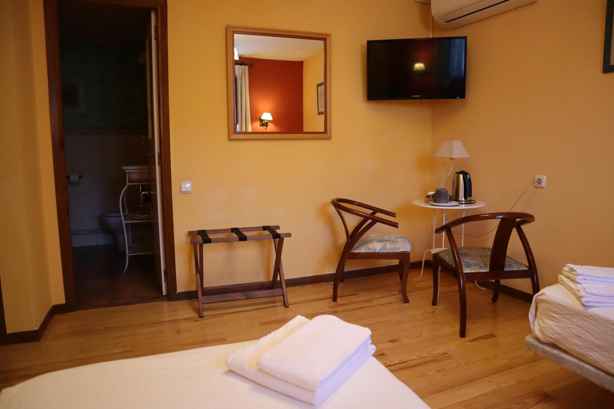 Hotel Rural El Almadiero Burgui 외부 사진